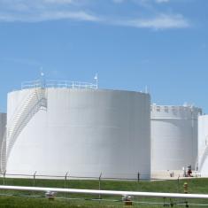 tanques de almacenamiento de productos petrolíferos